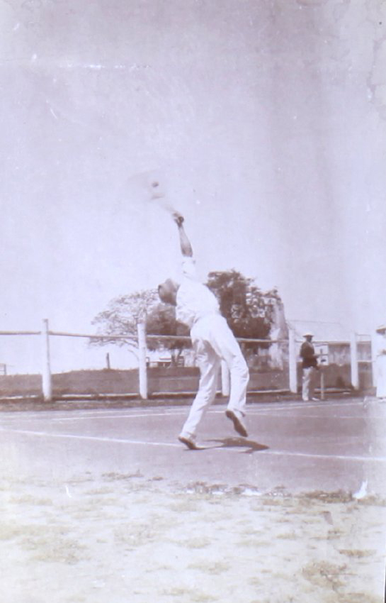 Unidentified tennis player