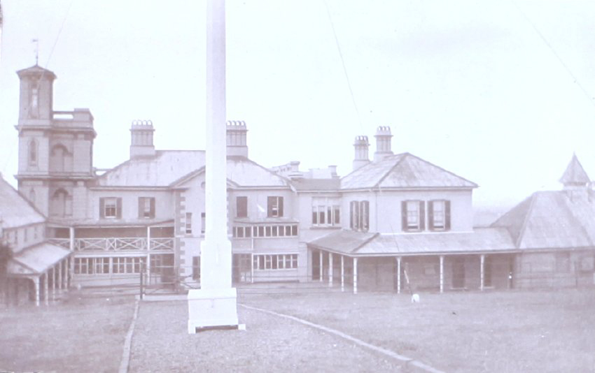 The courtyard, Baroona, Singleton, NSW