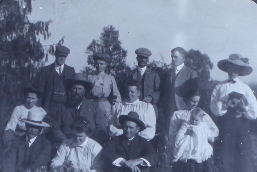 Group at Belinglassie