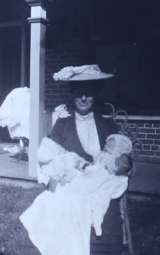 Mrs Reading, Judy and Patty