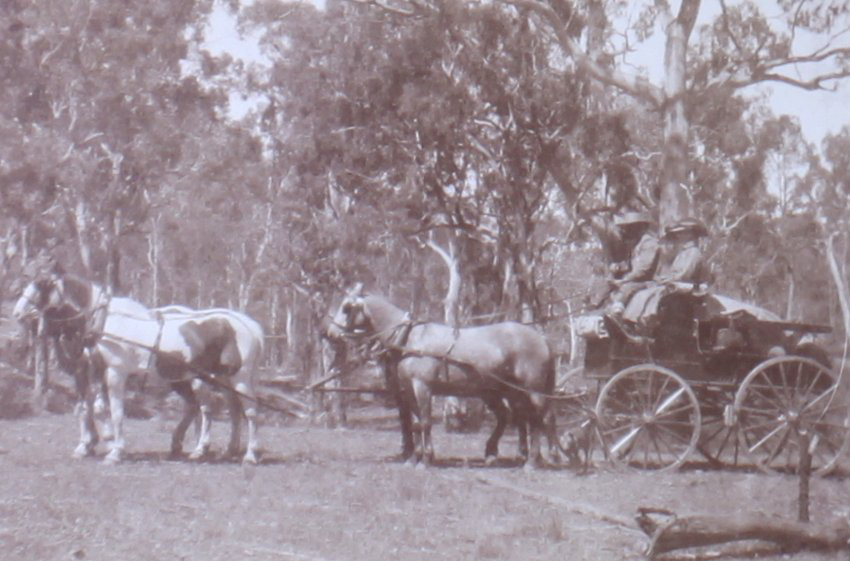 Four at bottom of Pinch