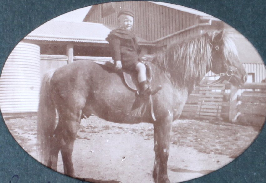 Gordon White and Bonny