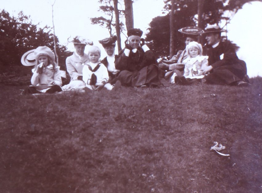 Group, Edinburgh, Scotland