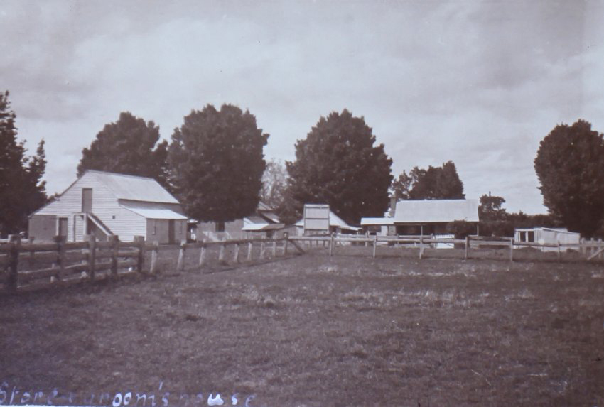 Store and groom's house