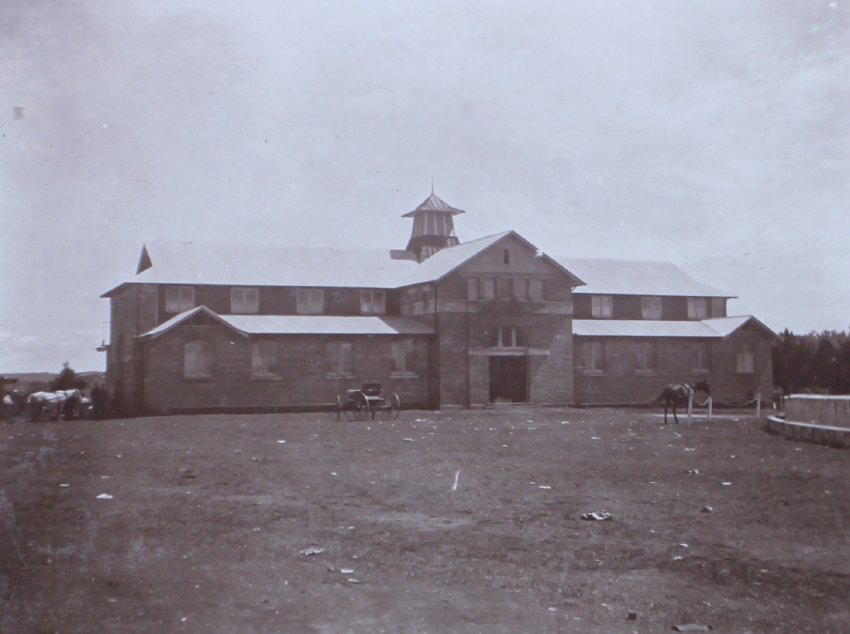 Unidentified building