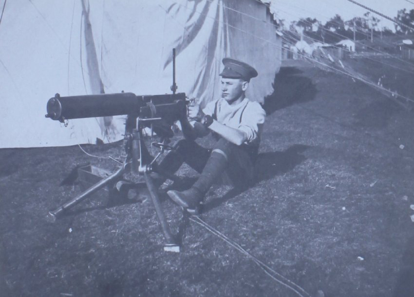 Unidentified soldier with a machine gun