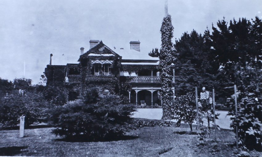 Saumarez Homestead from the front