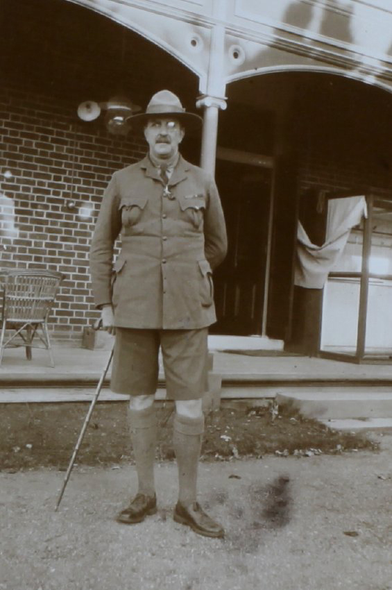 Unidentified man in a uniform