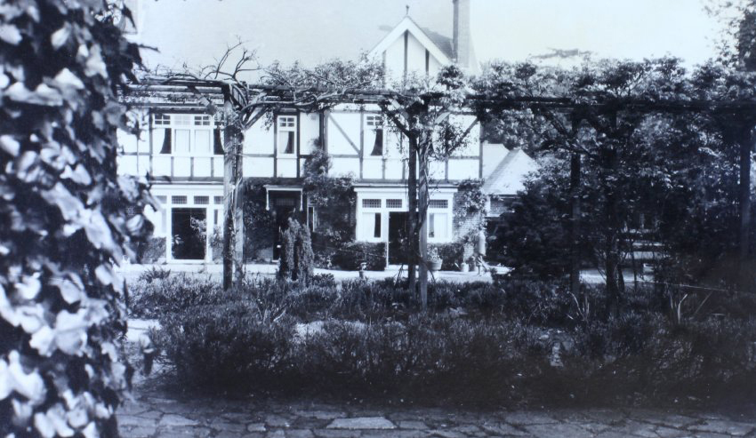 The Chilterns from Gardens - caption