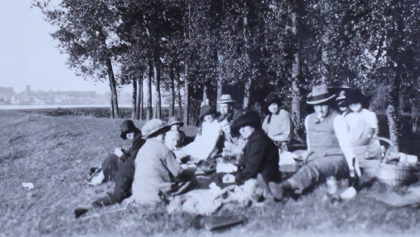 Group of men and women on a picnic