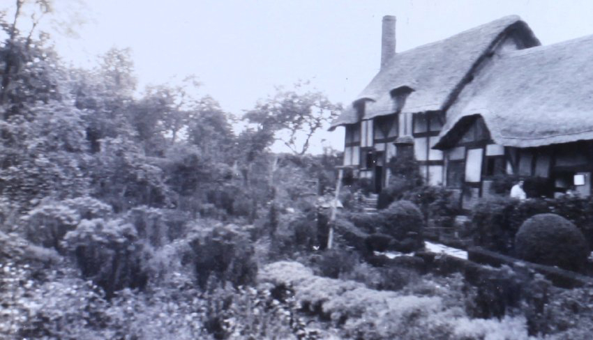 Anne Hathoway's Cottage 