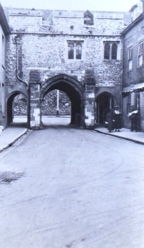 Gateway, Winchester 