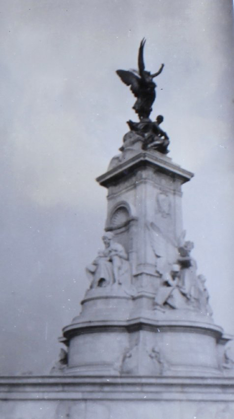 Infront, Buckingham Palace 