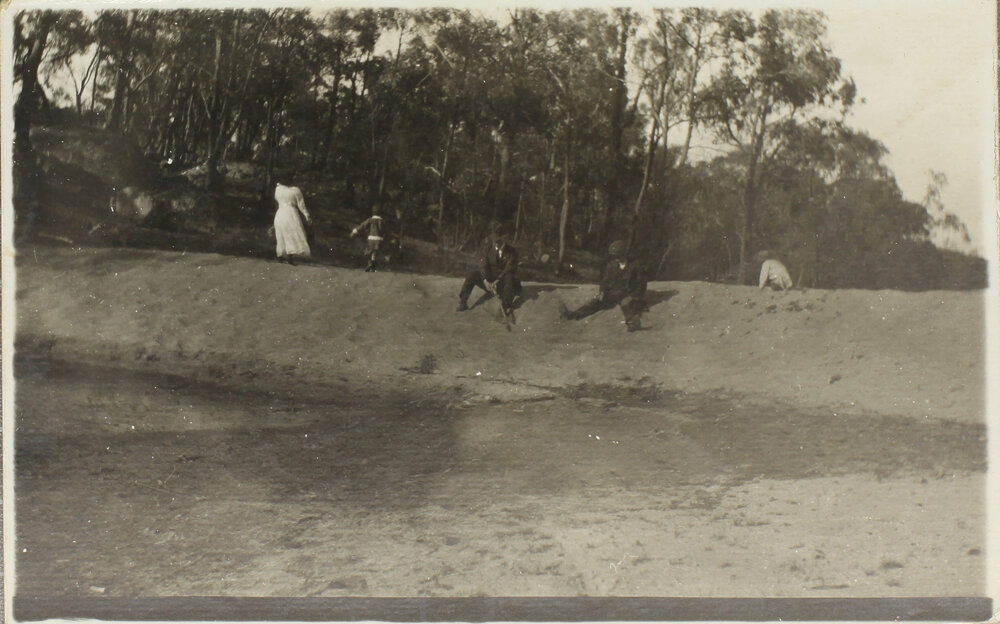 On a dam wall, [Dorrigo?]
