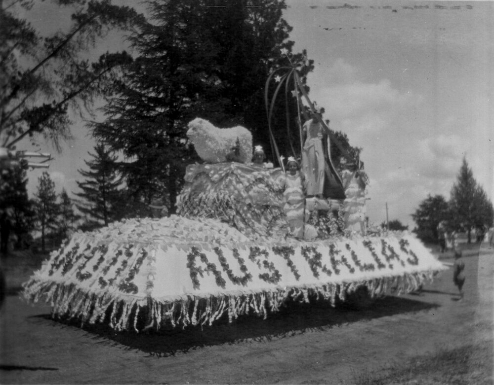 "Australia's Wool" float, 75th Procession, 1938