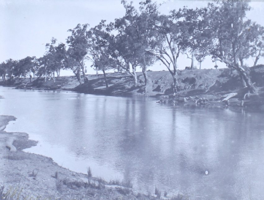 River flowing through the countryside