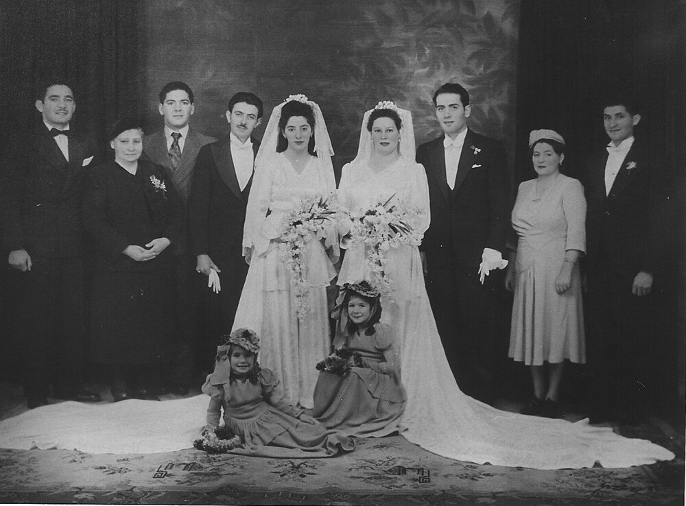 Katina and Eleni Sourry, double wedding photography, 1947