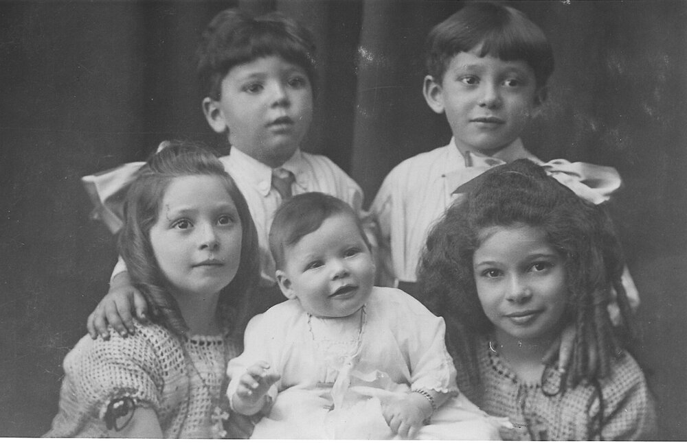 The five eldest Sourry children, about 1926