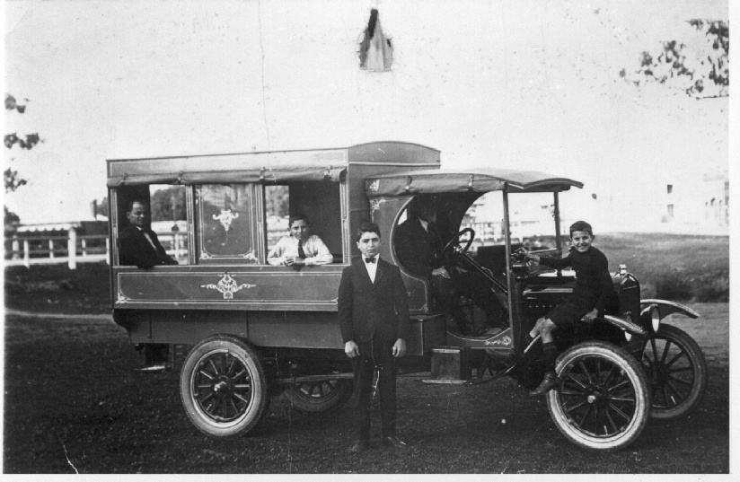 Norman Correy&rsquo;s T-model Ford used as a hawker&rsquo;s car, mid 1920s