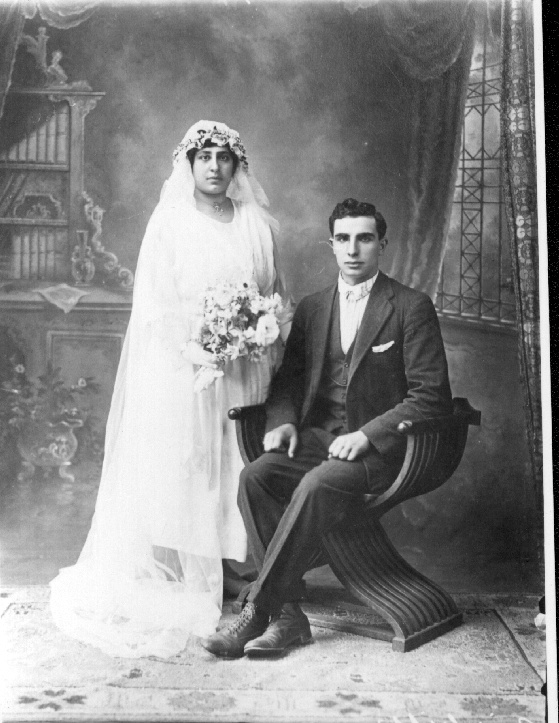 Wedding photograph of Ida Adela Solomon and Joe Simon Joseph, 1921
