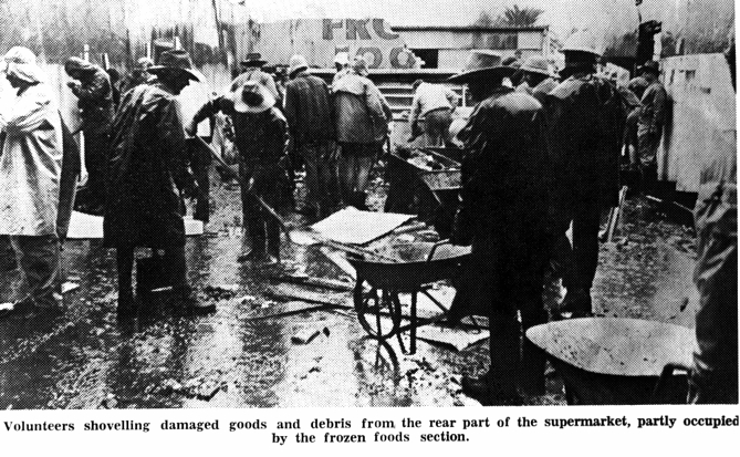 Newspaper photo relating to the 1976 fire at the Hong Yuen store in Inverell