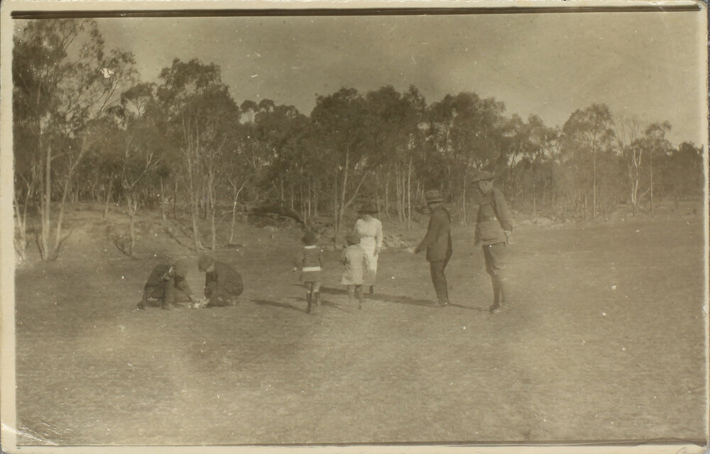 Picnic in the bush, [Dorrigo?]