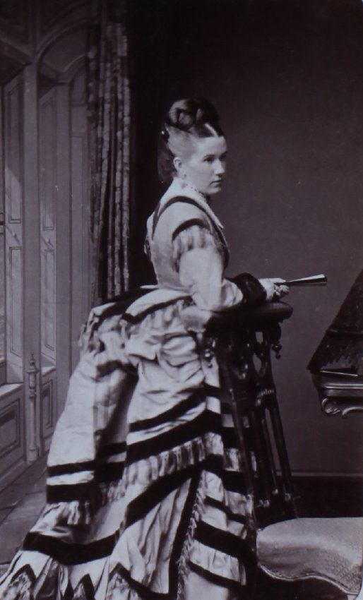 A carte-de-visite of an unidentified woman