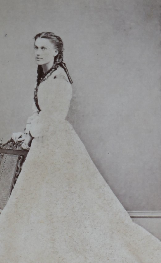 A carte-de-visite of an unidentified woman