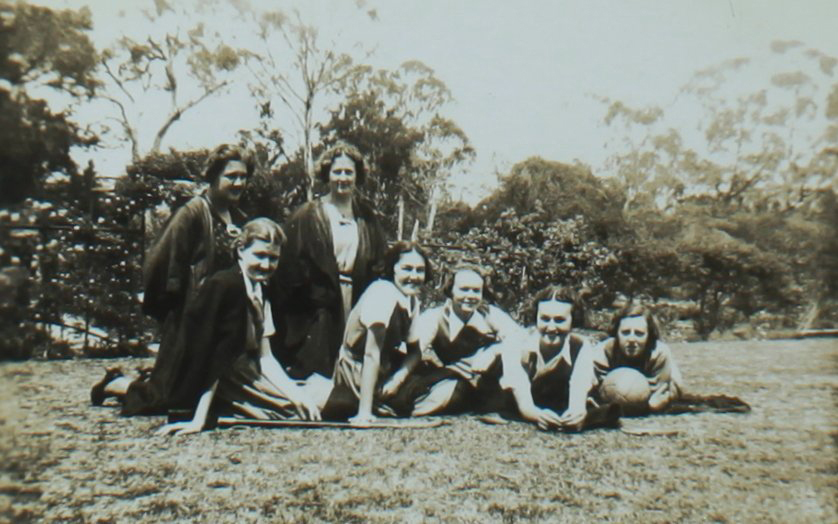 NEUC students, Booloominbah gardens