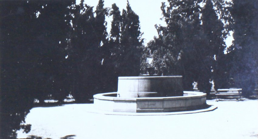 Fountain in Central Park, Armidale  