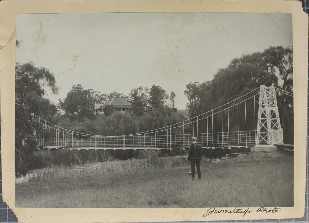 Gostwyck suspension footbridge and homestead