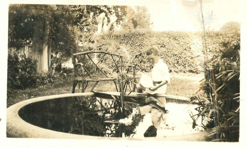 Kingsford Smith Album, Boy by Pond