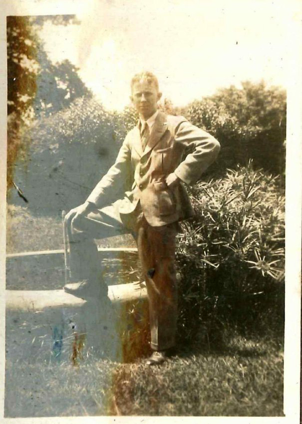 Kingsford Smith Album, Boy by a Pond