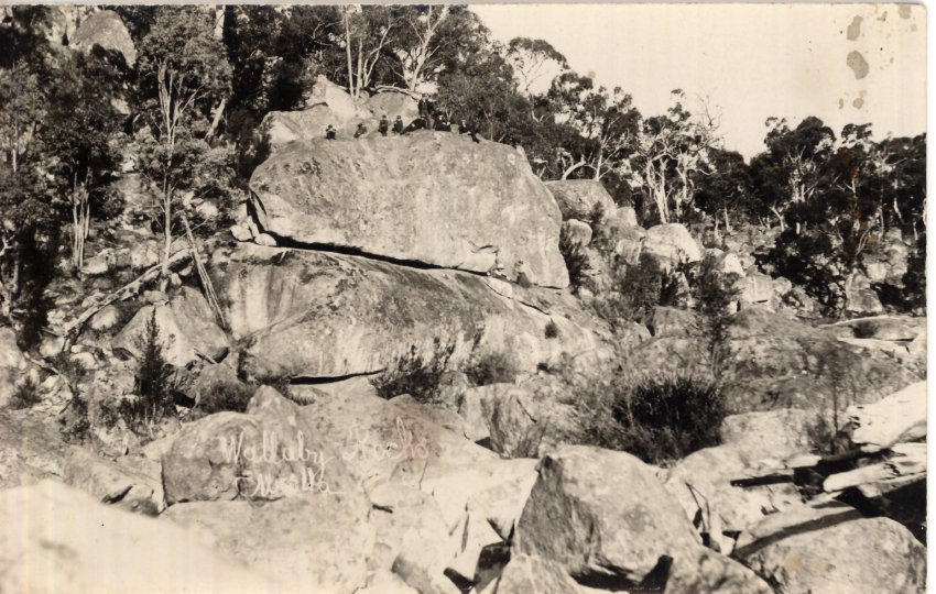Wallaby Rocks, Uralla