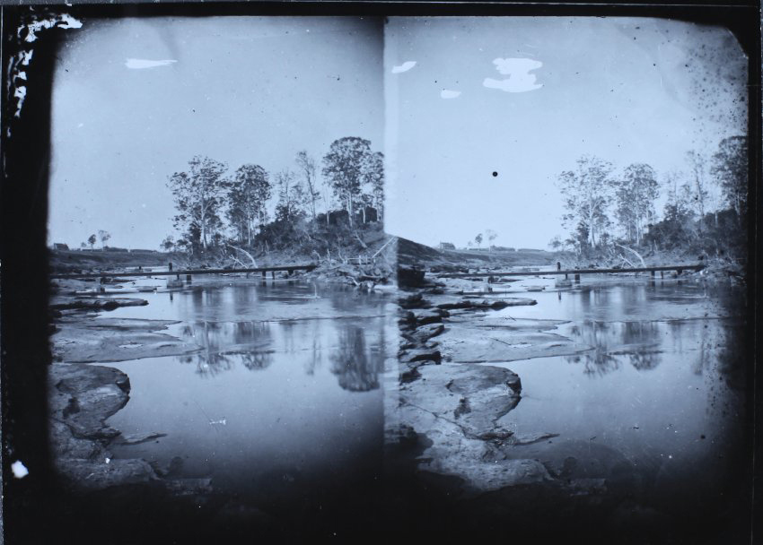 Falls below bridge, Casino