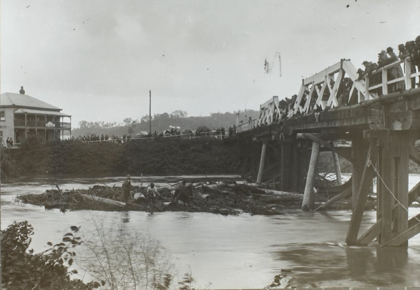 Leycester Creek Bridge (built 1885) and Junction Hotel, Lismore: