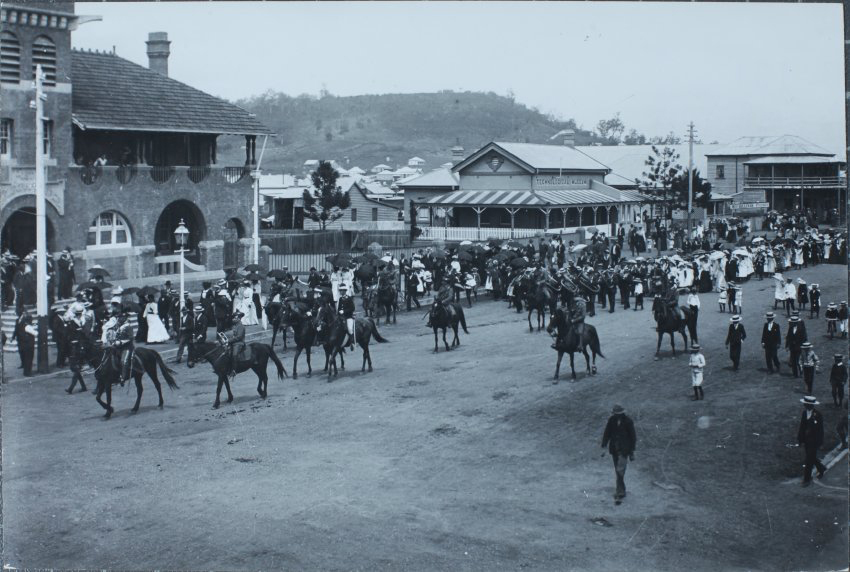 Procession to unveiling of Boer War Memorial, Lismore
