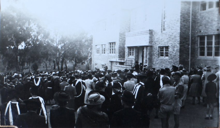 The opening of the Second Wing Science Block, NEUC, 1942