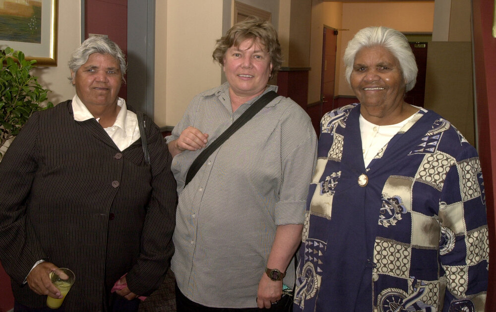 Maisie Kelly, Kerith Power, Grace Gordon at the Frank Archibald Lecture, October 2001