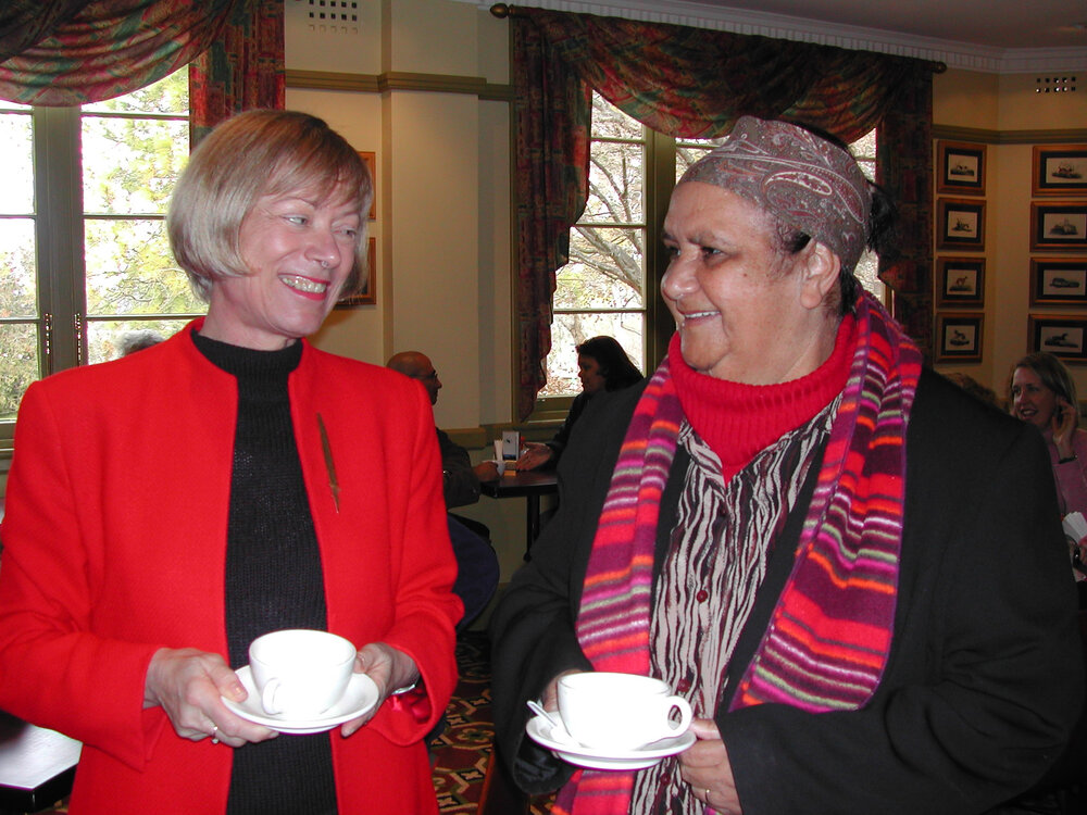 UNE Vice Chancellor Professor Ingrid Moses with Minimbah School Principal, Di Roberts, NAIDOC 2003