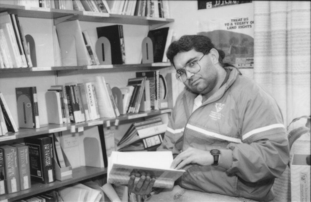 Bill Trewlynn, Oorala Centre, 1994