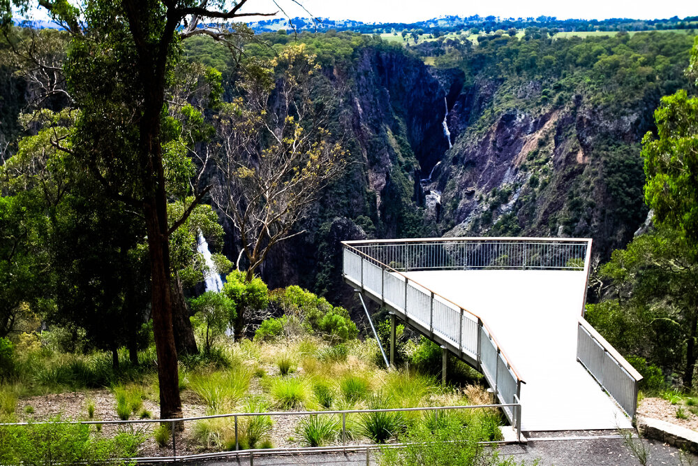 Dunghutti Country (Wollomombi, NSW) by Thai Nguyen