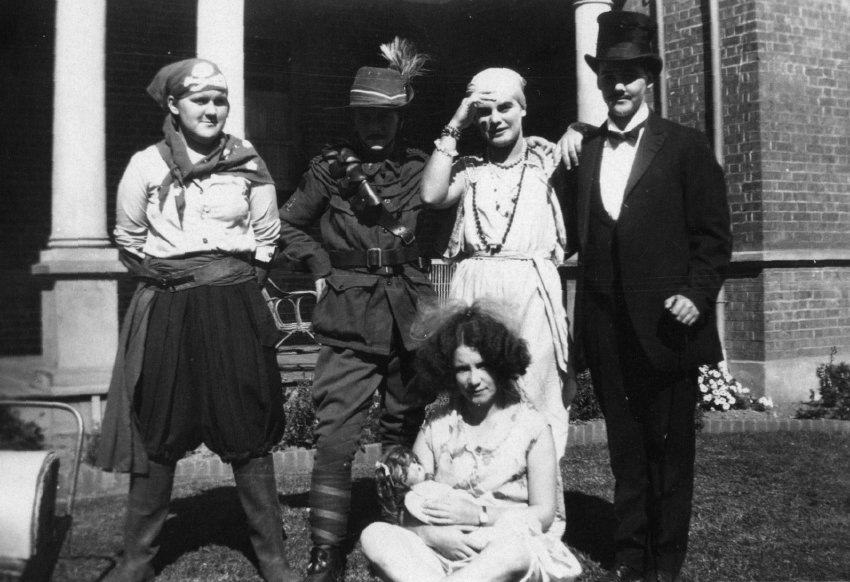 Armidale Teachers' College: Smith House: Fancy Dress, 1931