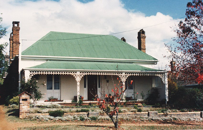 Brown Street, colonial Georgian architecture, c. 1989