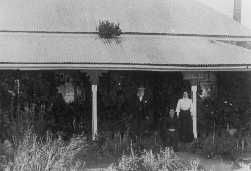 Family group outside "Brickvilla", West Armidale 