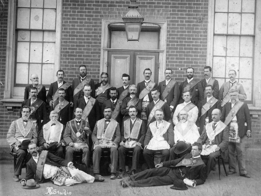 Unidentified Manchester Unity Independent Order of Oddfellows group
