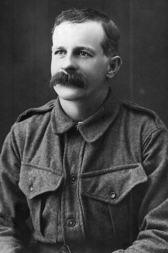 Cecil Blomfield