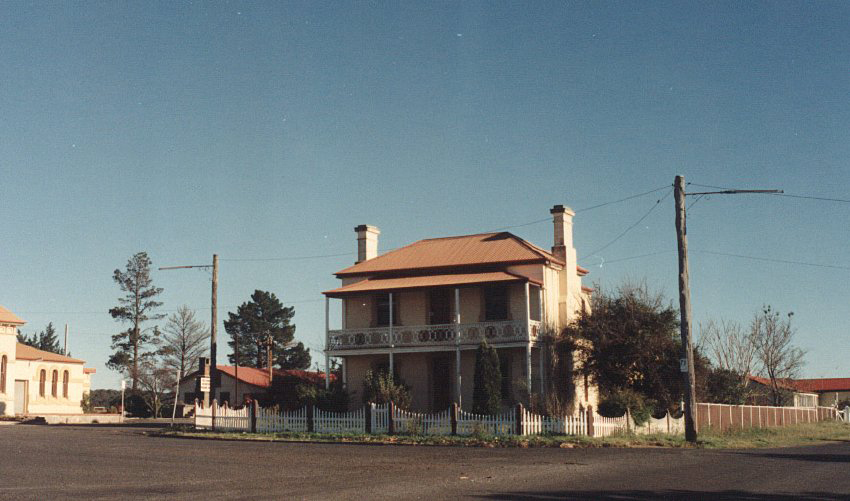 Station Master's residence, June 1990
