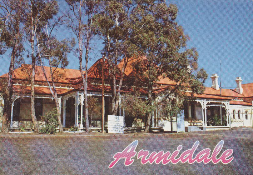 Railway station,  Armidale