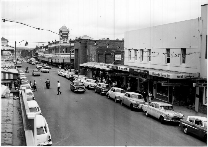 Beardy Street &ldquo;New England Hotel&rdquo; and &ldquo;Richardson&rsquo;s&rdquo;